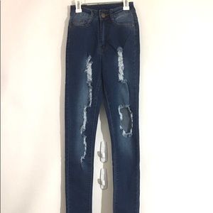 NEW Fashion Nova Bob Skinny Jeans NWT Size 1/2